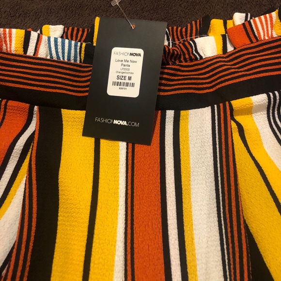 NWT Fashion Nova Love Me Now Pants Size M - Picture 3 of 5